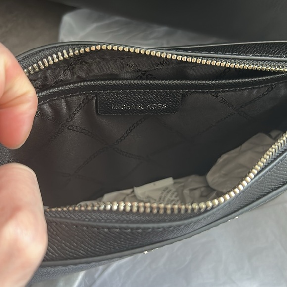 Michael Kors Jet Set Large Saffiano Leather Crossbody Bag